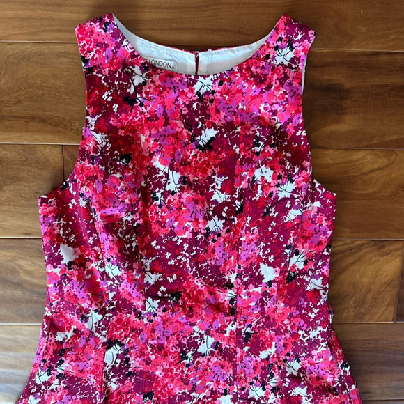 Maggy London Fit & Flare Floral Dress size 12 - Picture 3 of 5